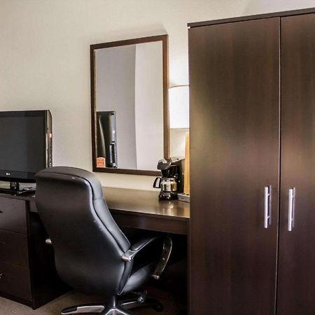 Sleep Inn Geistown Экстерьер фото