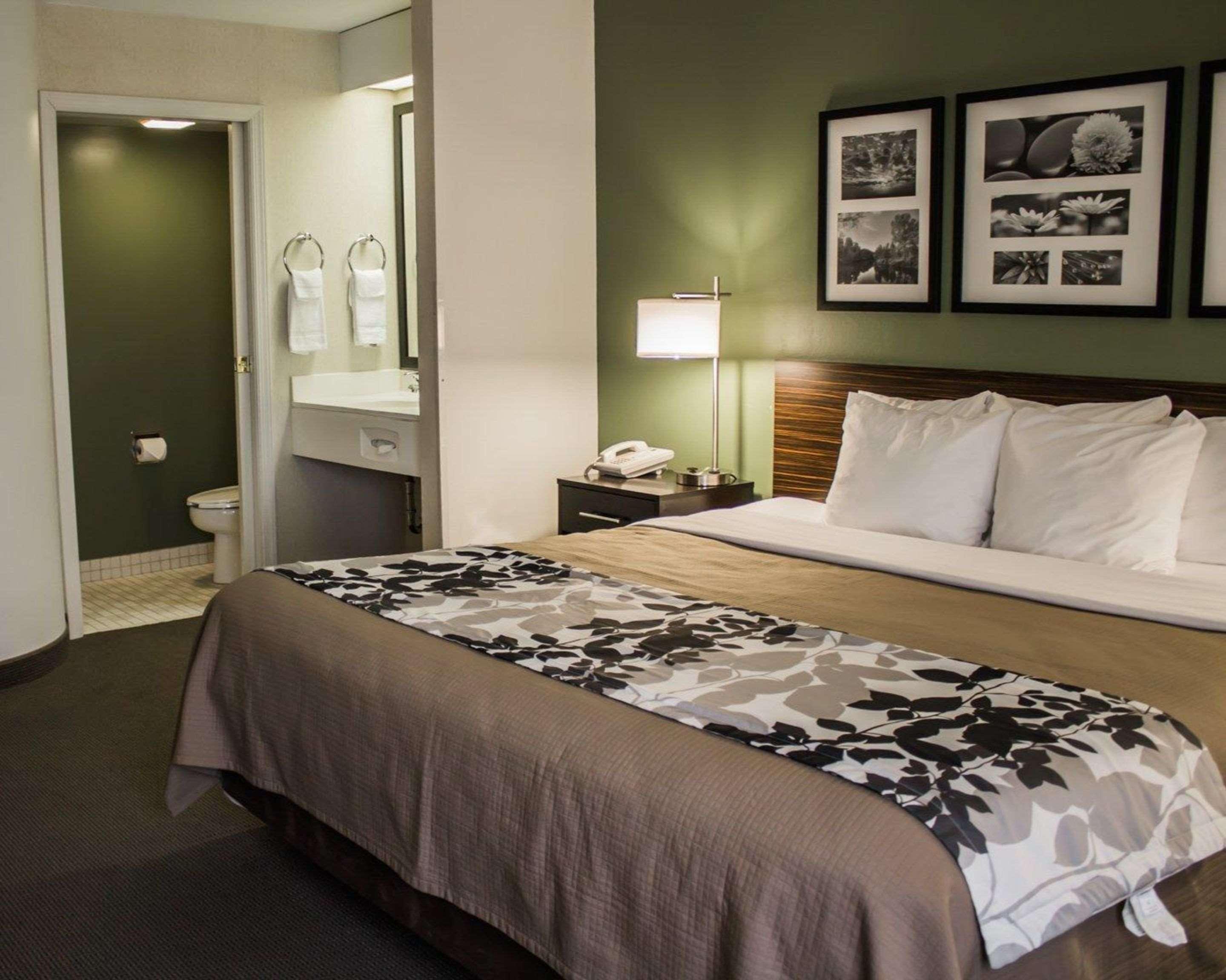 Sleep Inn Geistown Экстерьер фото