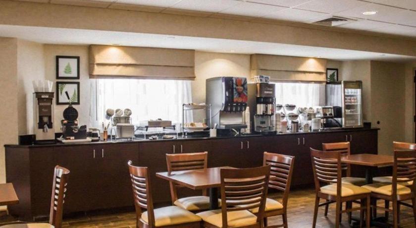 Sleep Inn Geistown Экстерьер фото