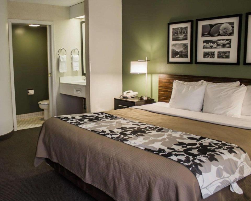 Sleep Inn Geistown Экстерьер фото